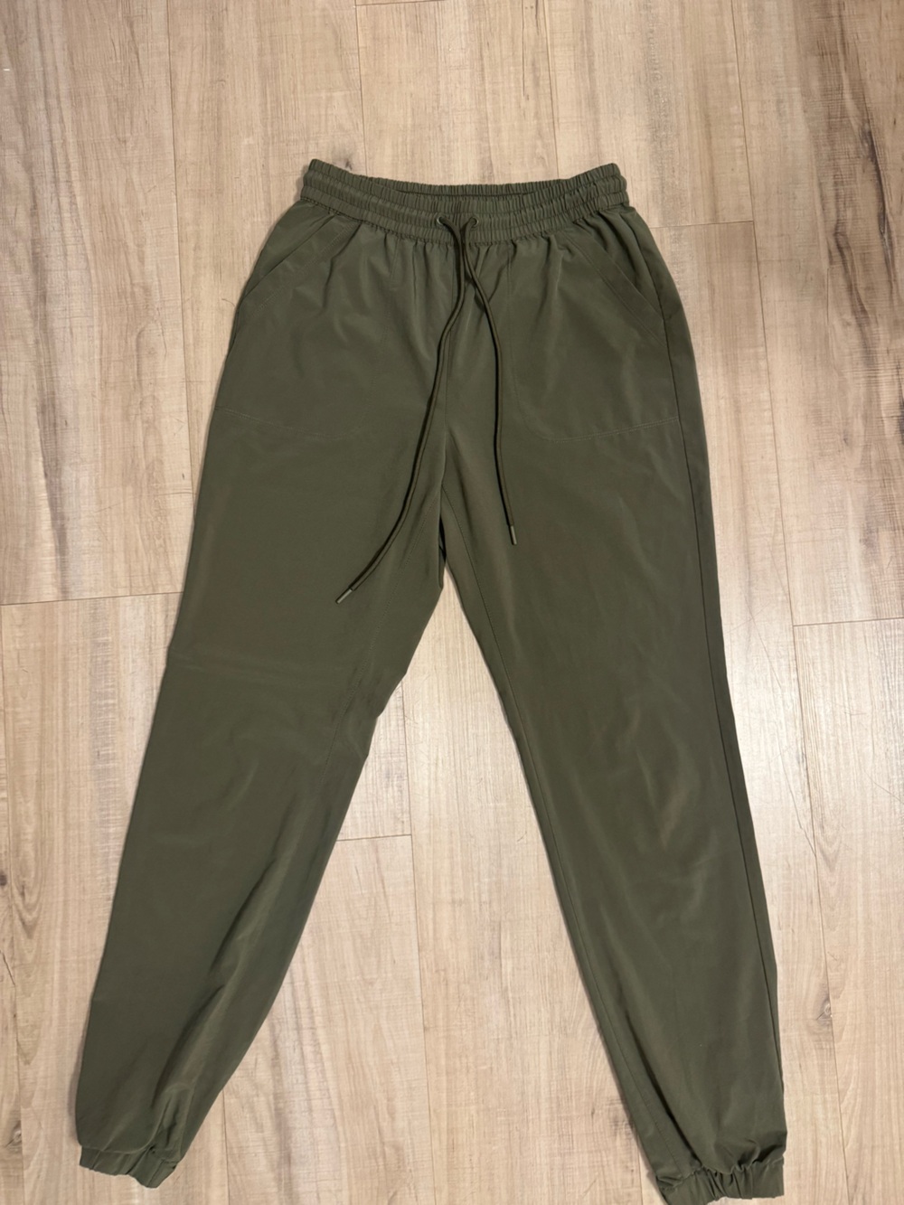 Tna by Aritzia Olive Green Utility Jogger Pants XS